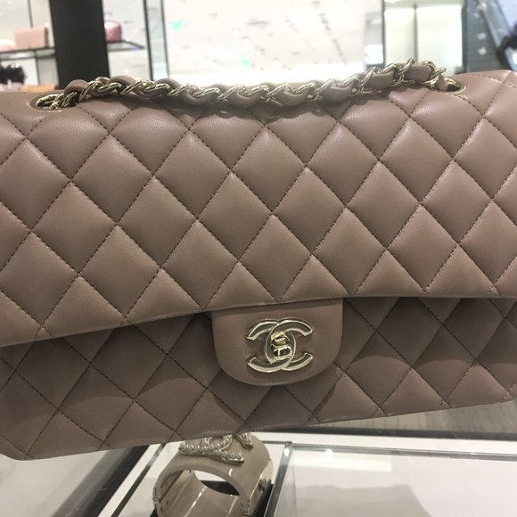 Meet your Posher - Picture 1 of 1